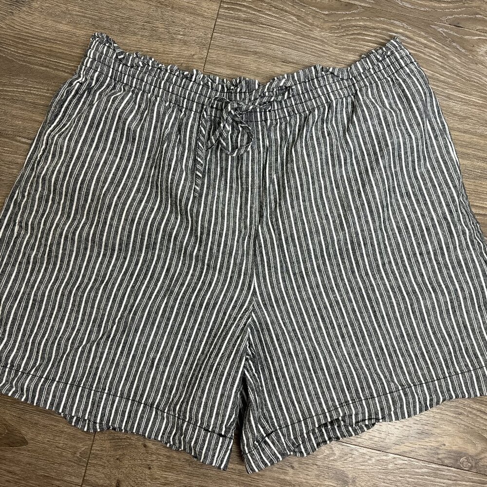 Terra & Sky Relax Linen Bland Shorts Stripped Adjustable waist Size 1X/16W - 18W